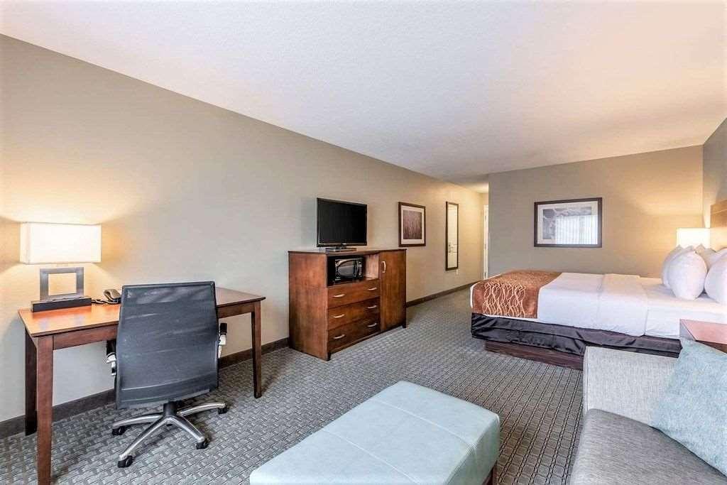 Amerivu Inn And Suites - Chisago City Cameră foto